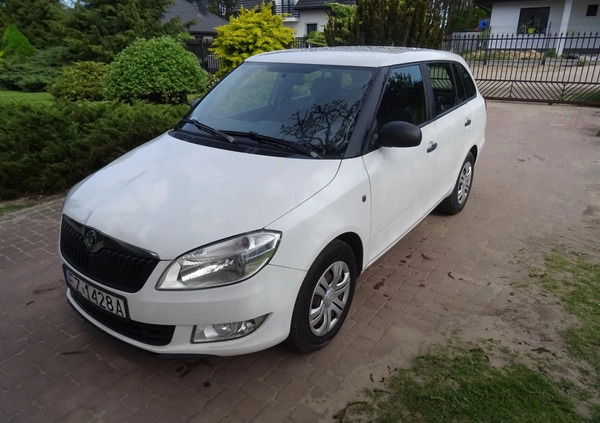 Skoda Fabia cena 10900 przebieg: 257900, rok produkcji 2010 z Karlino małe 191